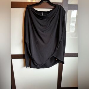 Athleta Purana hooded wrap sweatshirt, black, size M.